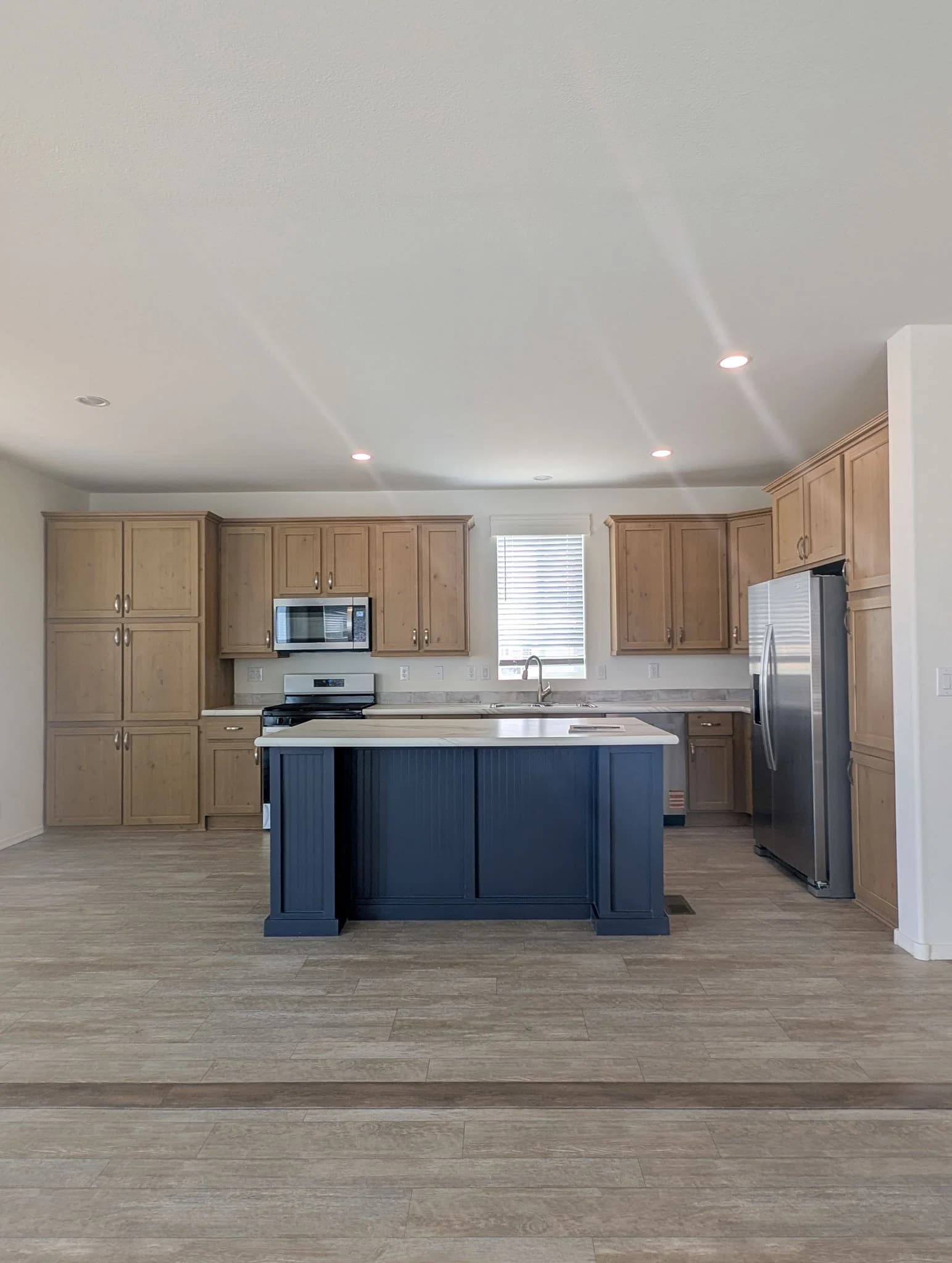 #40 kitchen home features