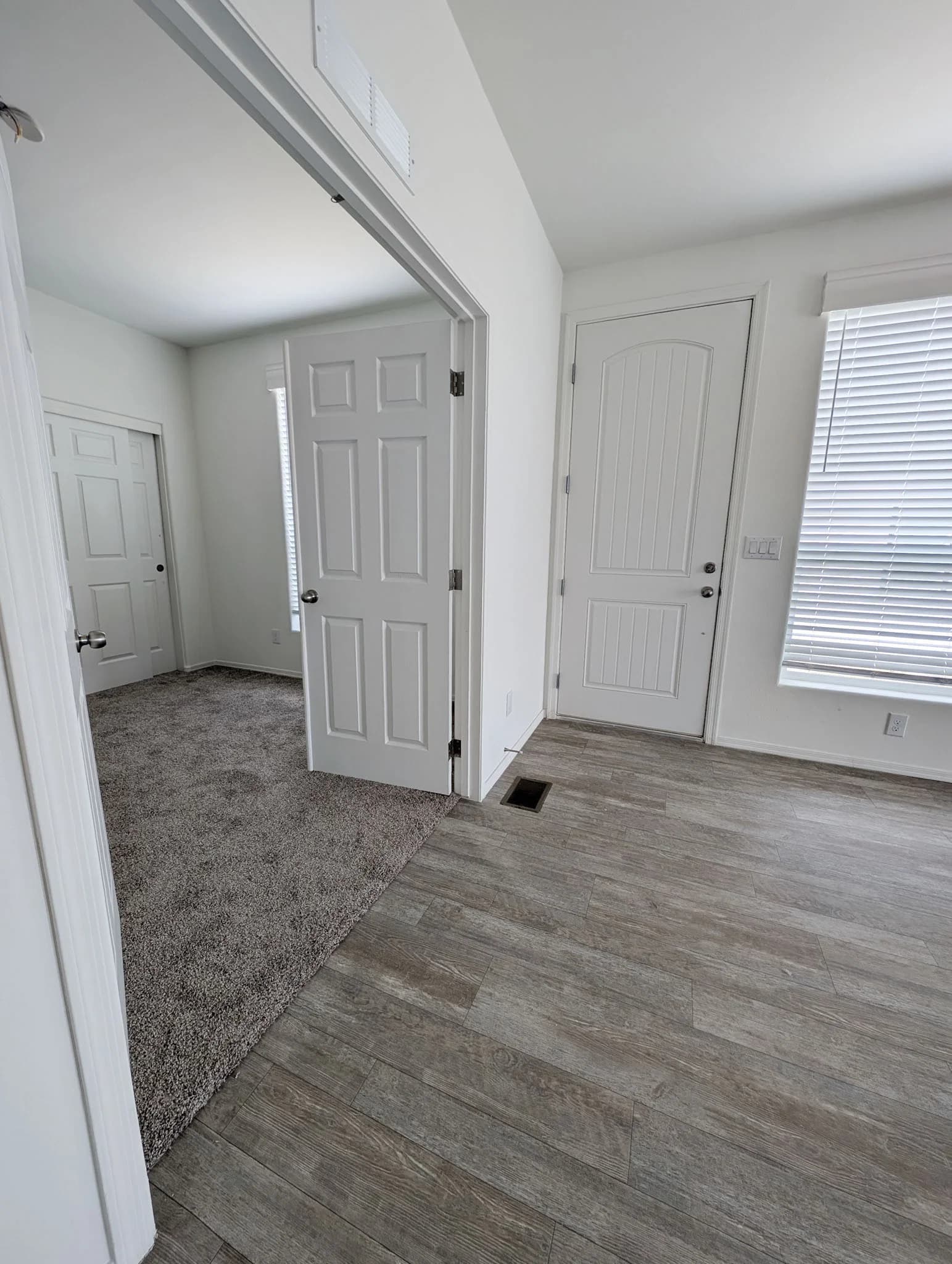 #40 interior home features