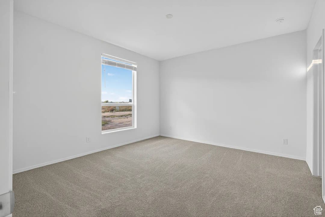 #112 bedroom home features