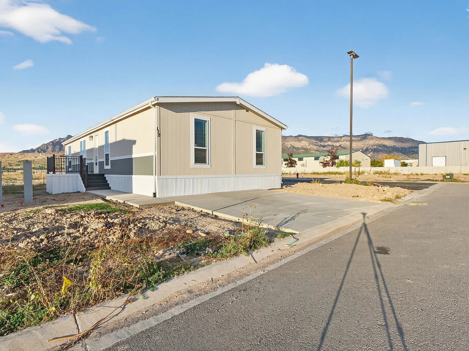 #112 exterior home features
