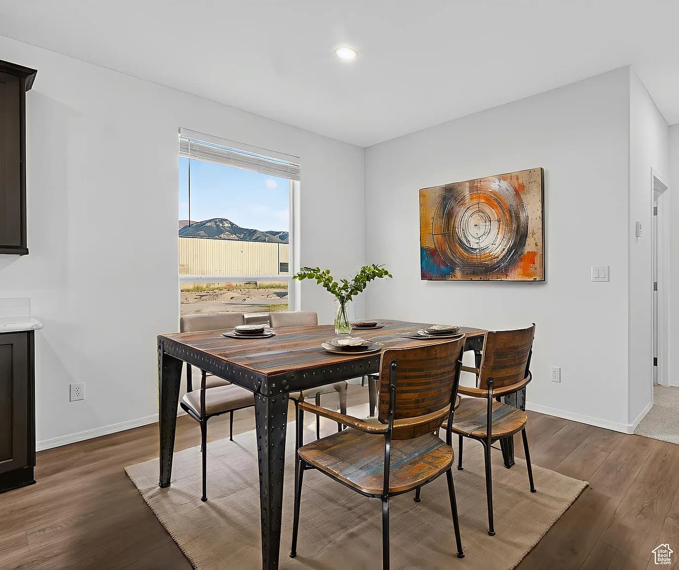 #112 interior home features