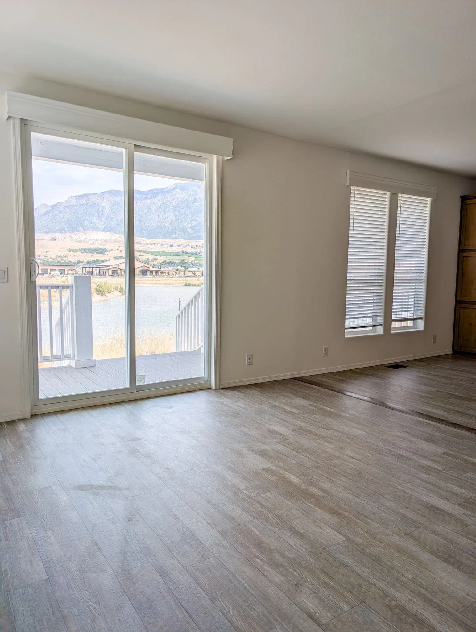 #40 interior home features