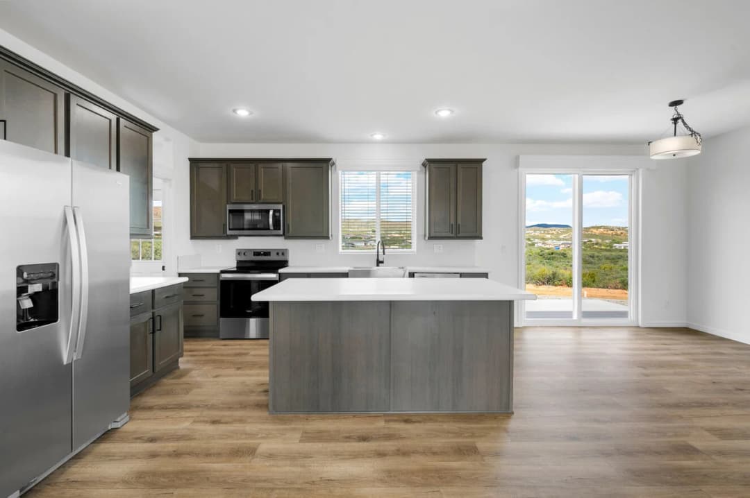 Limited series 28523a kitchen home features