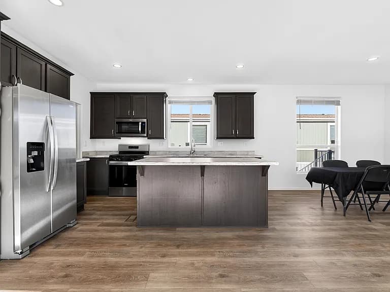 #36 kitchen home features