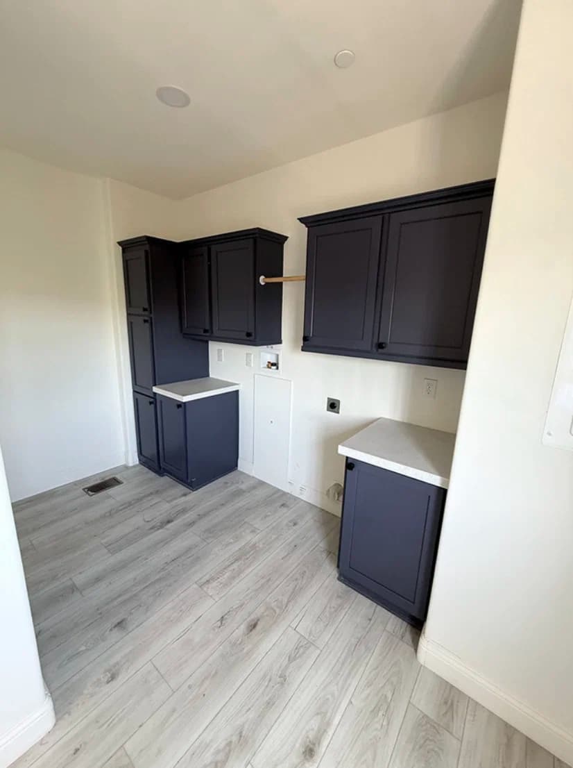 Rise 28583r interior home features