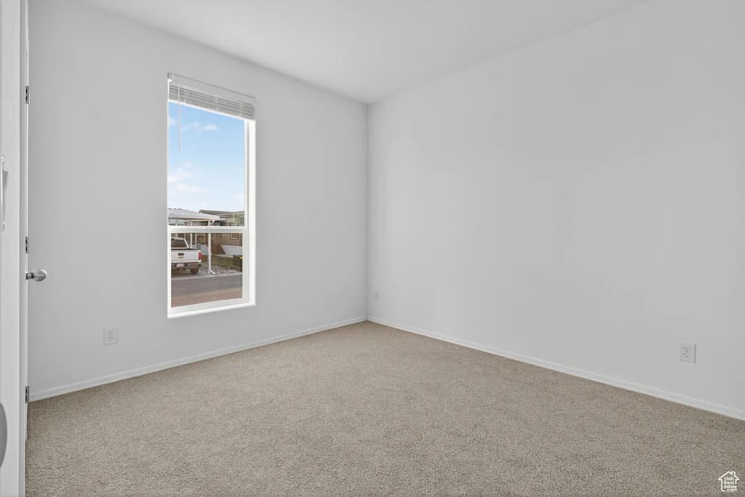 #112 bedroom home features
