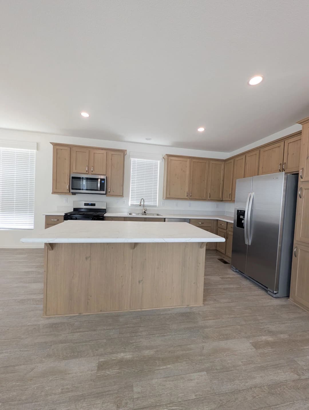 #43 kitchen home features