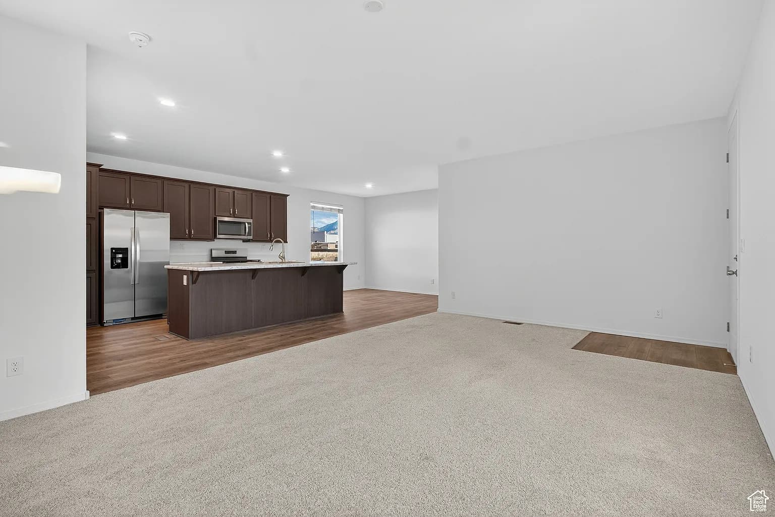 #112 interior home features