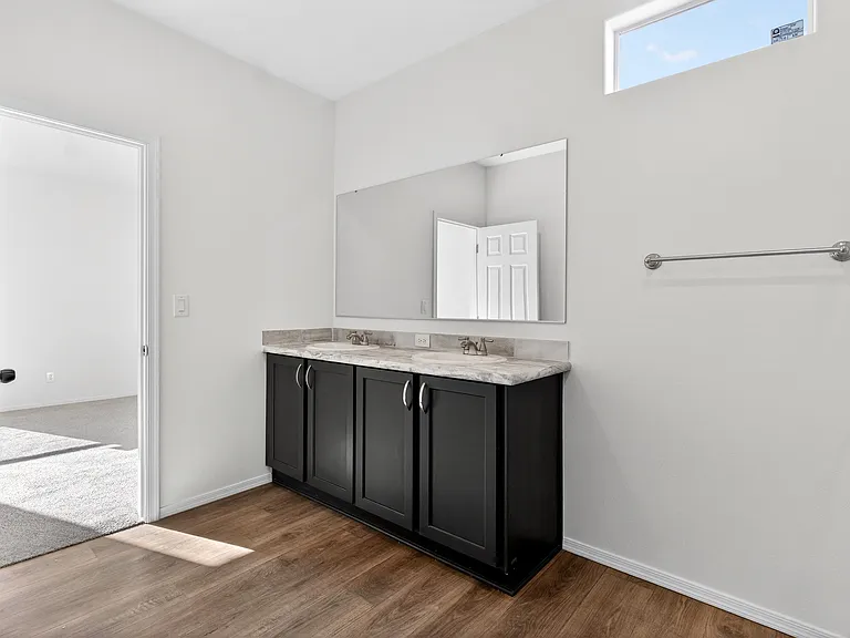 #36 bathroom home features