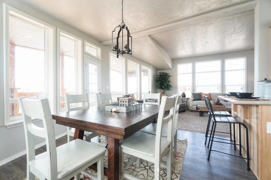 Crystal bay estates cb4603c interior home features