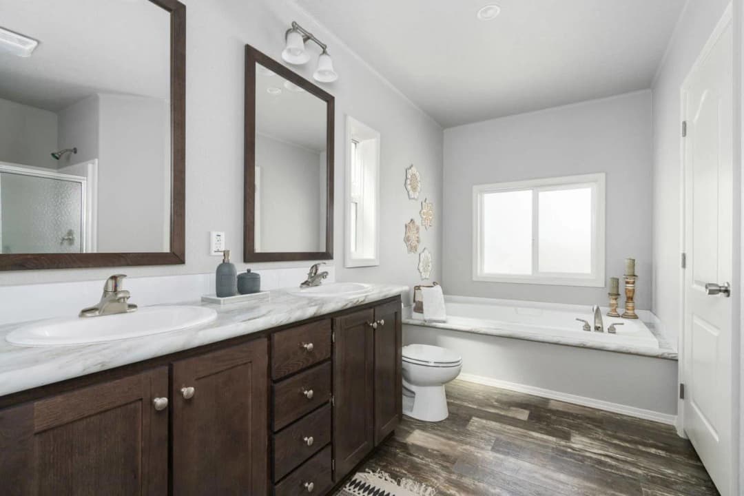 Dreamworks dw4603f bathroom home features
